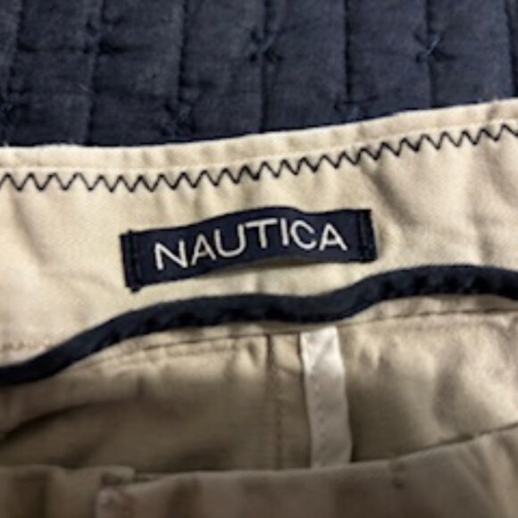 Nautica Men's Wrinkle Resistant Khaki Pants 42" W x26" - Picture 7 of 7